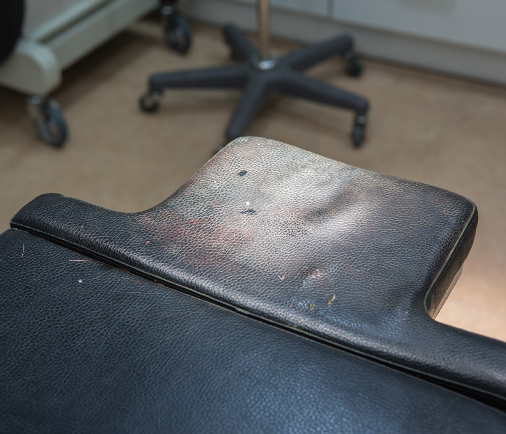 It Will Hurt A Little — Operating Theater, Details, Operation Bed