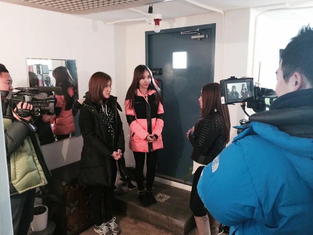 Press feature on artist Ji Yeo